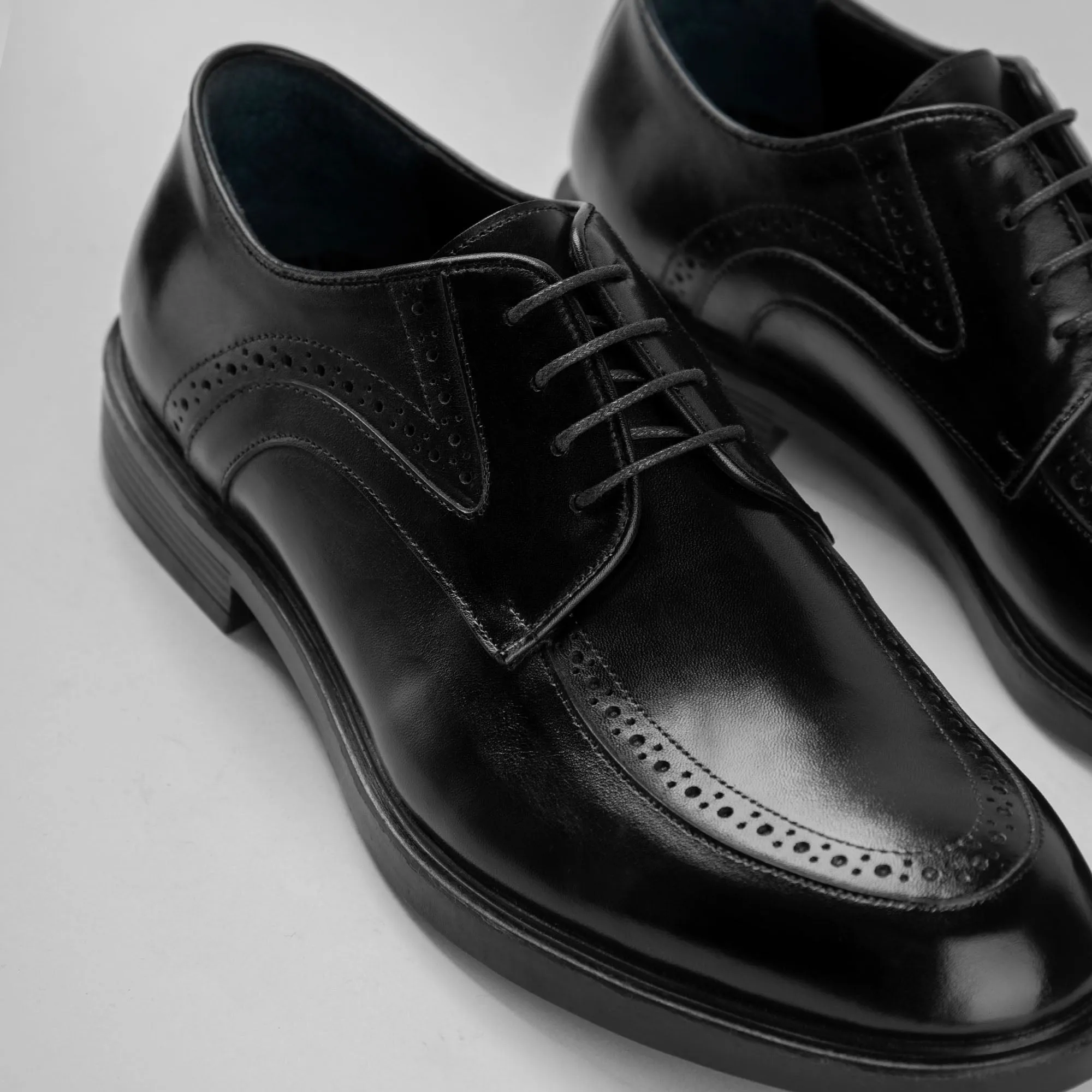 Derby Semi Brogue Shoes - Black