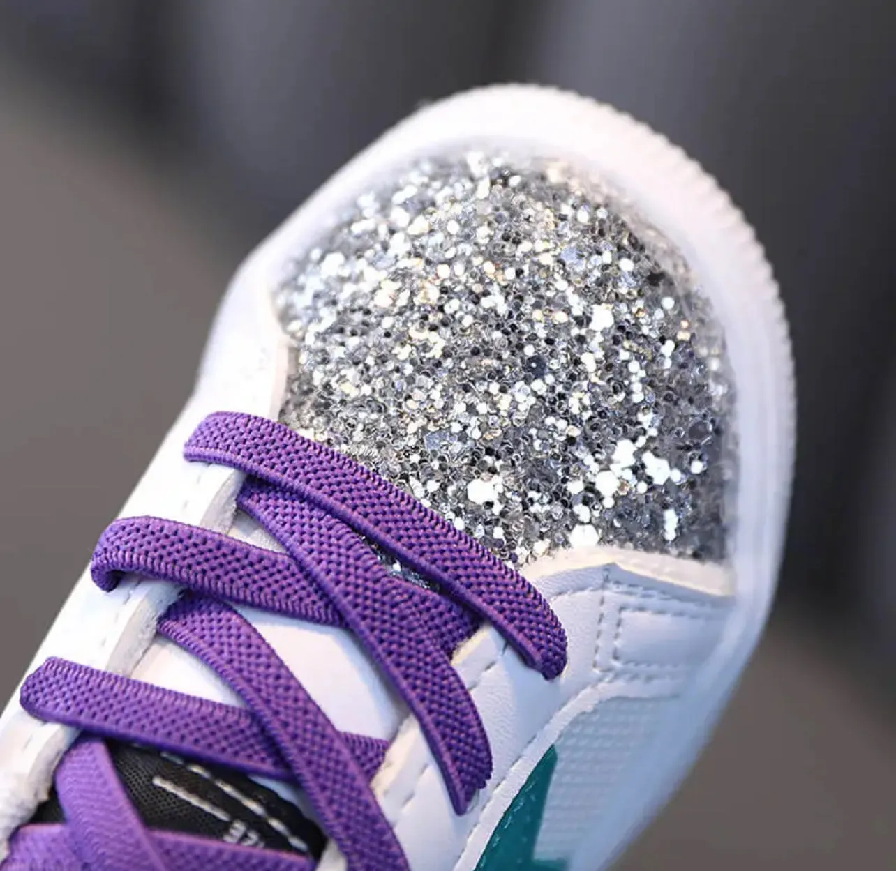 Star Kid Sequined Lace Up Kid Sneakers